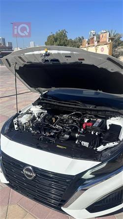 نيسان ألتيما